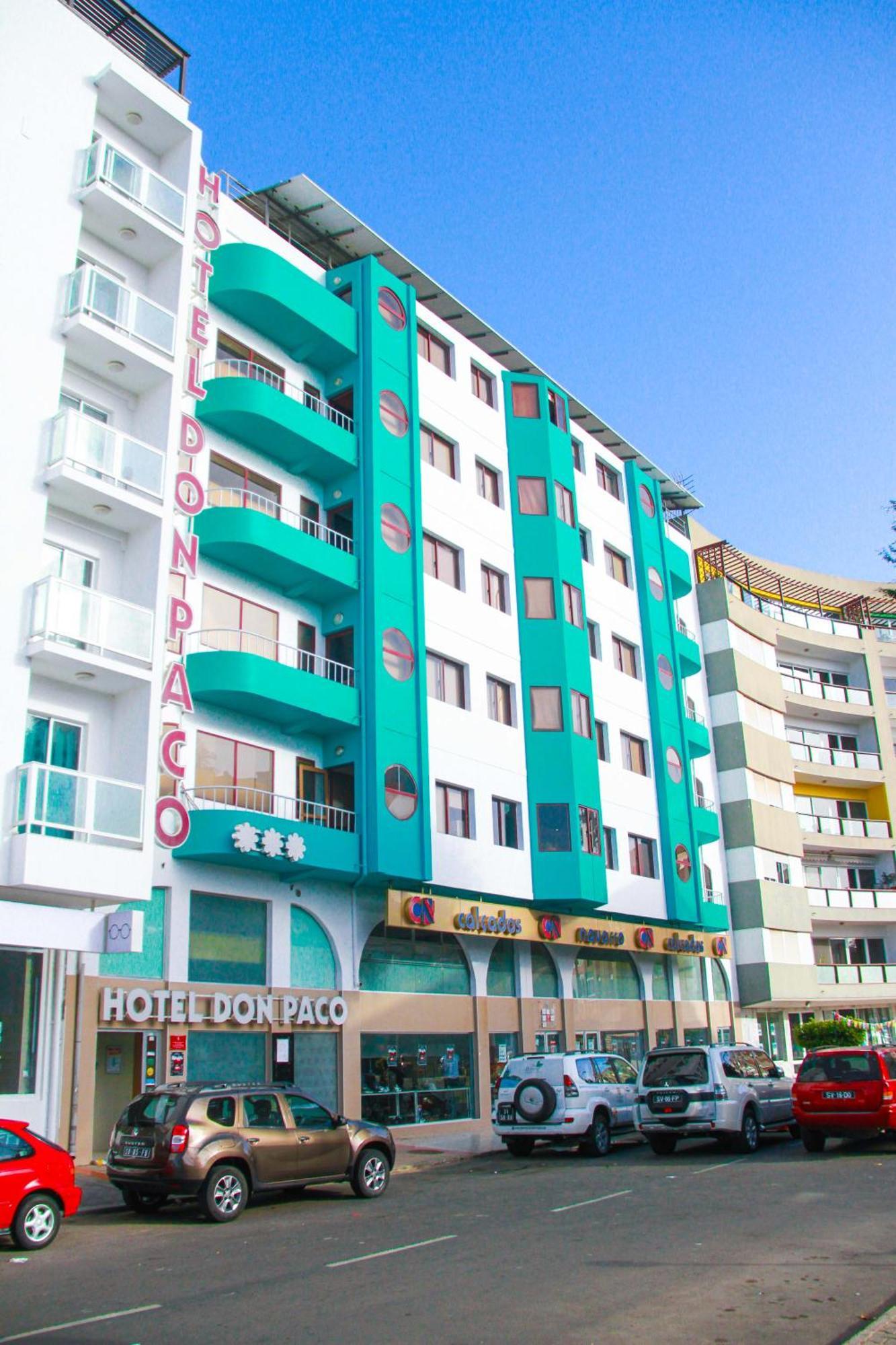 Hotel Livvo Don Paco Мінделу Екстер'єр фото